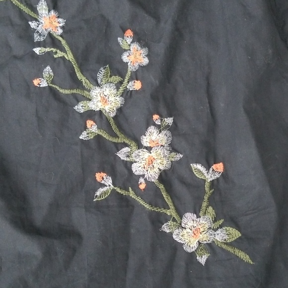 Jealous Tomato embroidered bell sleeve top - Picture 2 of 6